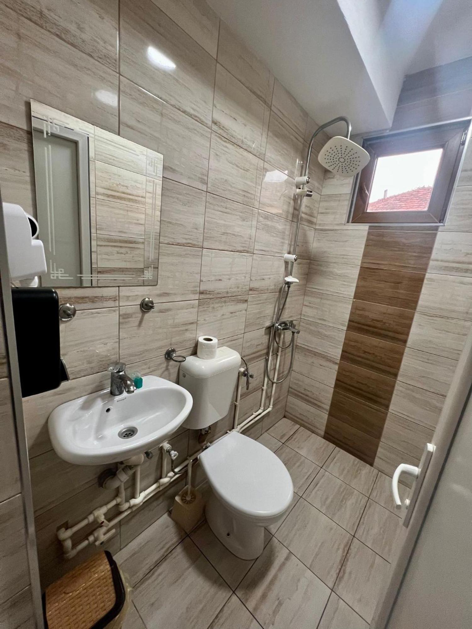 Hotel Atika Skopje Eksteriør billede