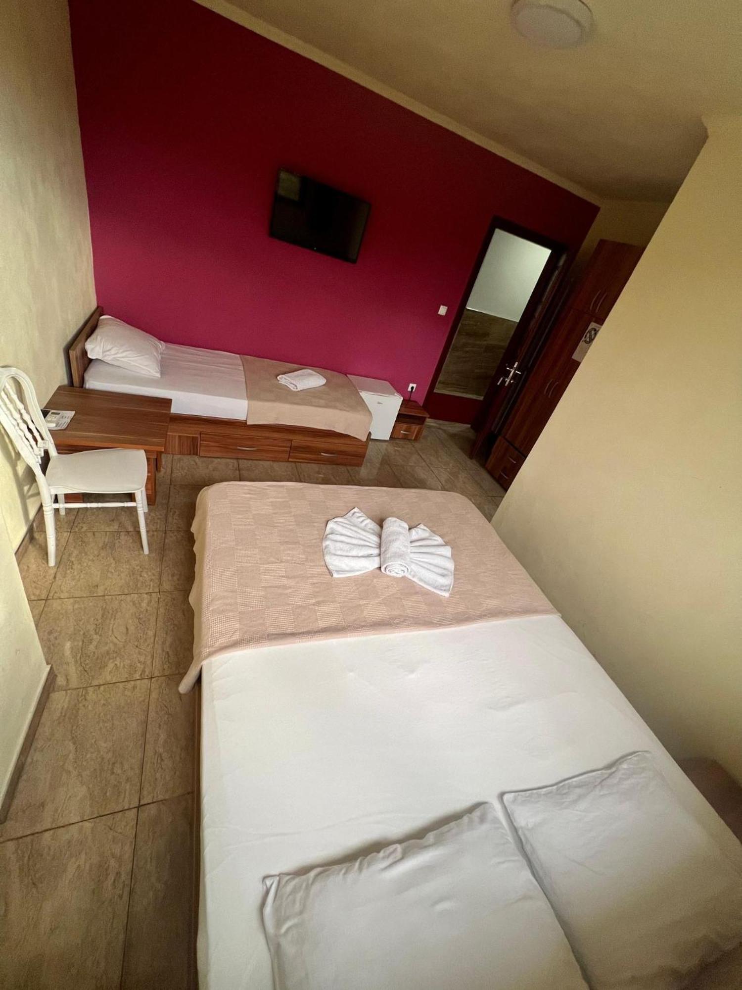 Hotel Atika Skopje Eksteriør billede