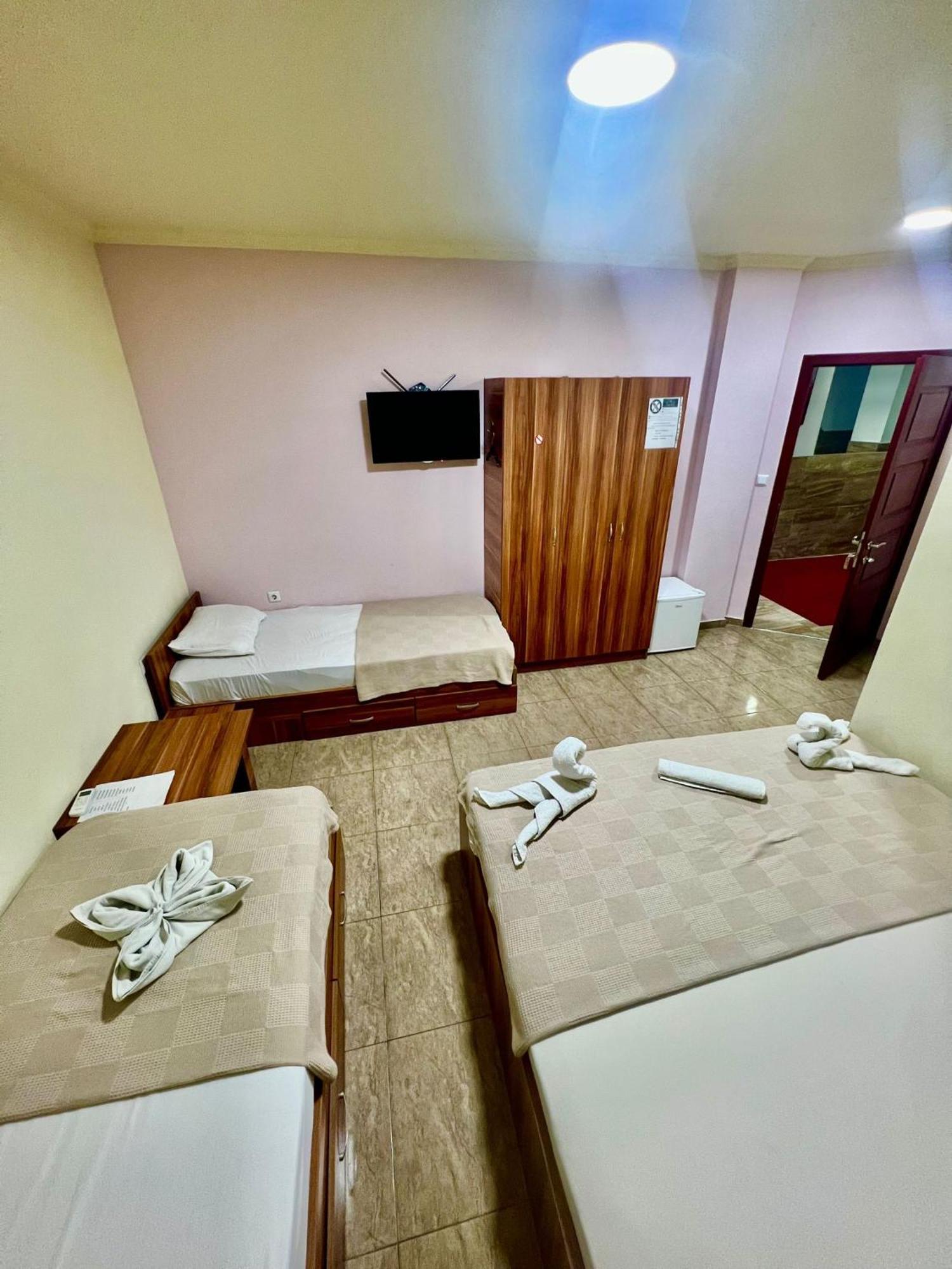 Hotel Atika Skopje Eksteriør billede